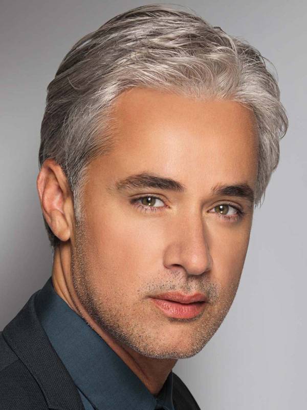 Perruque Classic Cut Mono Lace Deluxe Men Line Gisela Mayer : raie sur le côté, look naturel, bordure invisible, idéale pour calvitie ou pelade.