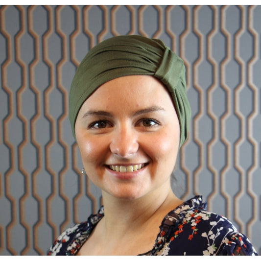 Le bonnet Lune en bambou viscose et élasthanne allie confort et style, idéal pour pelade ou chimiothérapie.