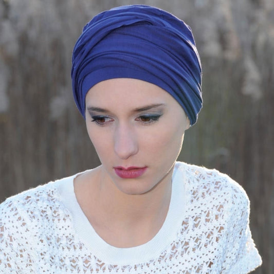 Bonnet chimio Diana MM Paris, coloris Bleu Marine, détail