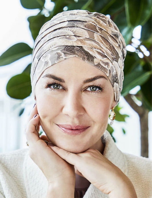 Bonnets chimio élégants et confortables, parfaits pour pelade ou chute de cheveux pendant la chimiothérapie, maintien optimal.