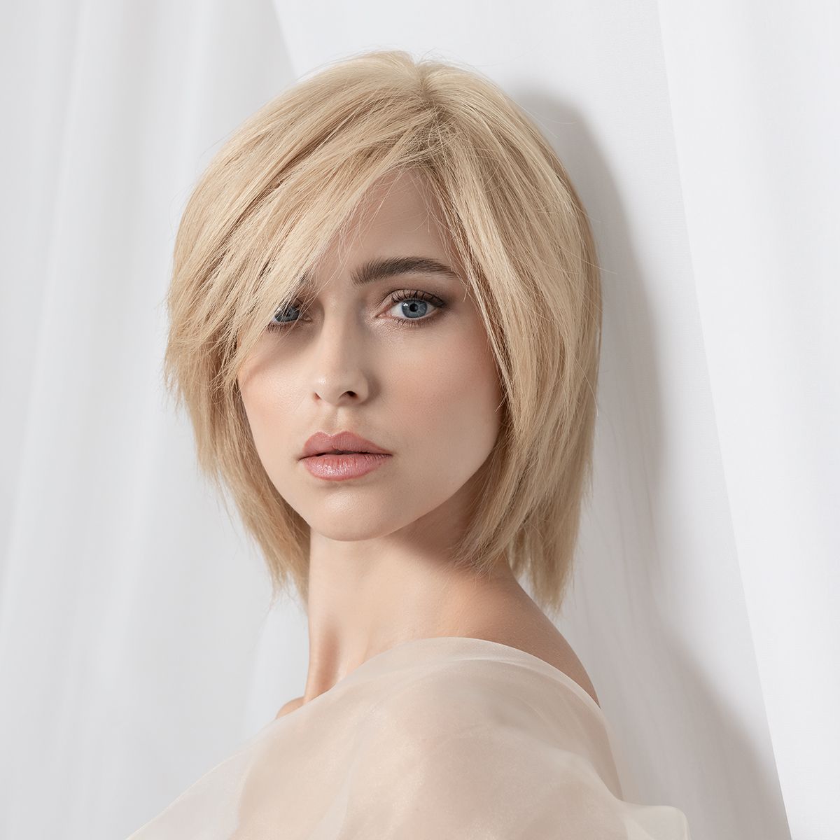 Perruque Brilliance Plus Deluxe Ellen Wille, coloris Pearl Blonde Rooted 101.24.16