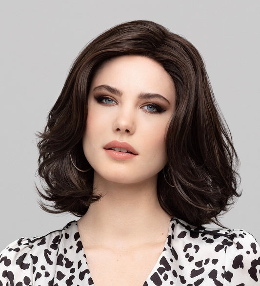 Perruque Vision Look Lace Part Gisela Mayer, carré long ondulé, volume naturel, dentelle invisible, look élégant