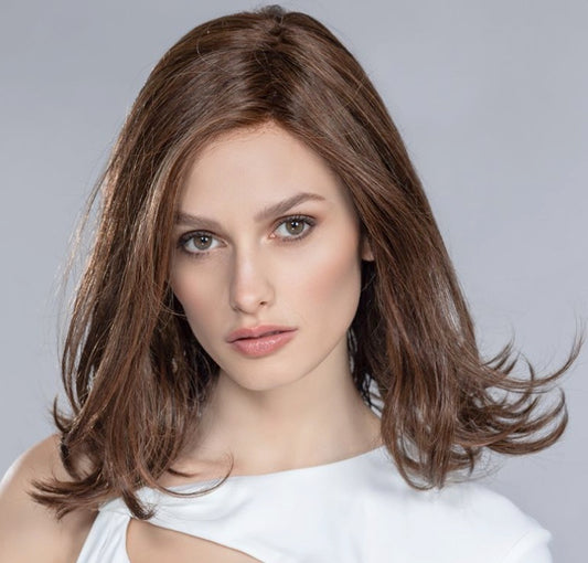 Volumateur Add In Ellen Wille, cheveux naturels Remy Hair, coupe longue dégradée, volume naturel pour perte de densité modérée.