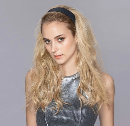 Volumateur Stevia Ellen Wille Powerpieces, ondulé, fibre résistante à la chaleur, volume naturel et stylé pour coiffure sous turban ou chapeau.