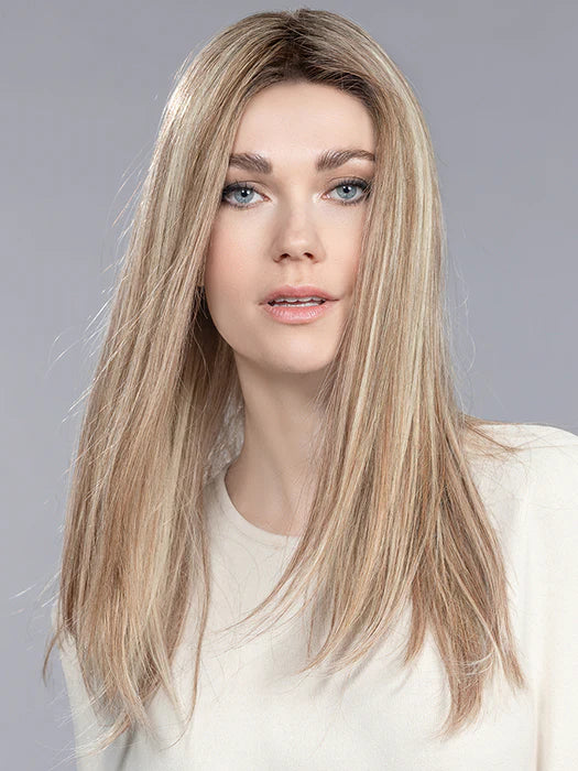 Perruque femme Boheme en cheveux humains Remy, tulle cinéma et mono-filament. Adaptée aux pelades et alopécie, élégante et coiffable facilement.