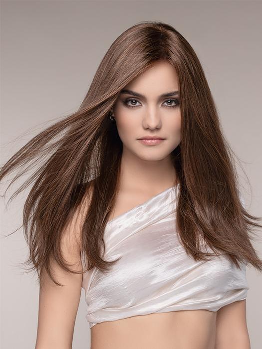 La perruque Obsession d’Ellen Wille, longue et dégradée, offre un look naturel et féminin, adaptée pour pelade et alopécie.