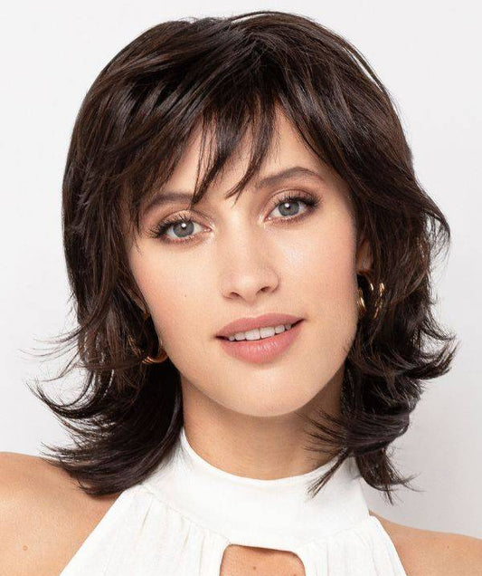Perruque femme Sun Click, mi-longue et élégante, idéale pour dissimuler la pelade et l’alopécie avec style et naturel.