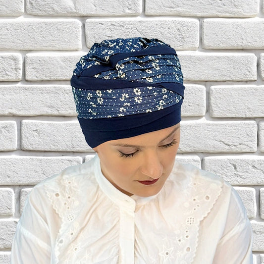 Bonnet chimio Florie MM Paris, élégant et confortable, idéal pour alopécie ou perte de cheveux avec style et maintien optimal.

