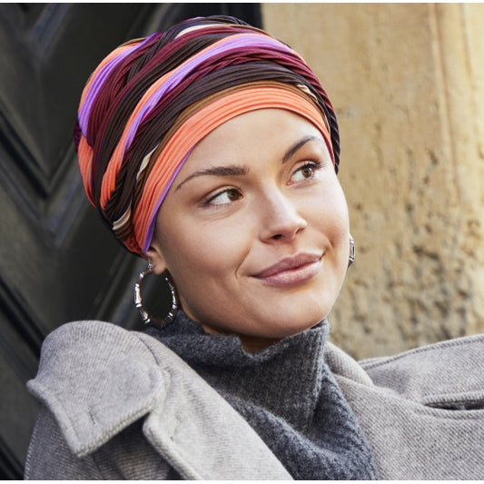 Le bonnet Viva Allegria allie style et confort, idéal pour protéger le crâne tout en camouflant une pelade avec élégance.