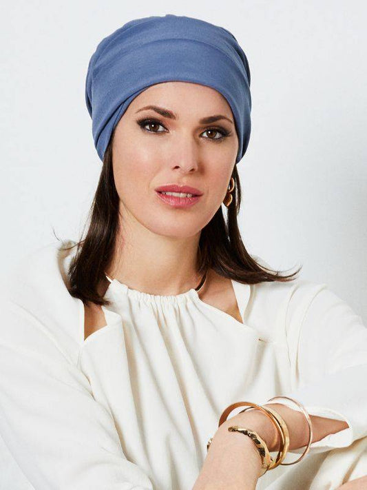 Couronne Go Gisela Mayer : s’installe facilement sous un bonnet ou turban. Ajoute longueur et style, facile à entretenir.
