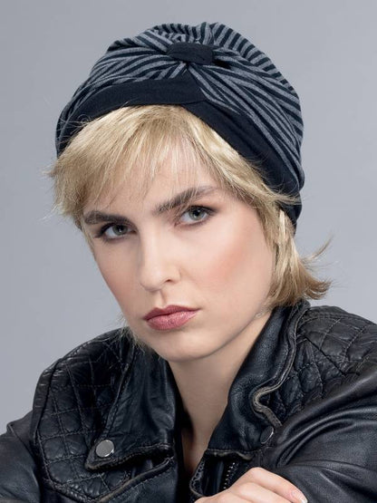 Mint d’Ellen Wille : bandeau cheveux élastique, court et dégradé, parfait sous bonnet ou chapeau pour un look naturel.
