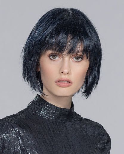 Perruque femme courte Blues Ellen Wille en fibre synthétique, coloris Cosmo Black Mix, pour alopécie et chimiothérapie