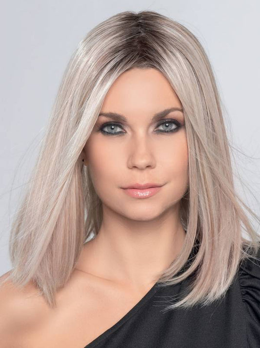 Perruque femme longue Drive Ellen Wille en fibre synthétique thermorésistante, coloris Pearl Blonde Rooted