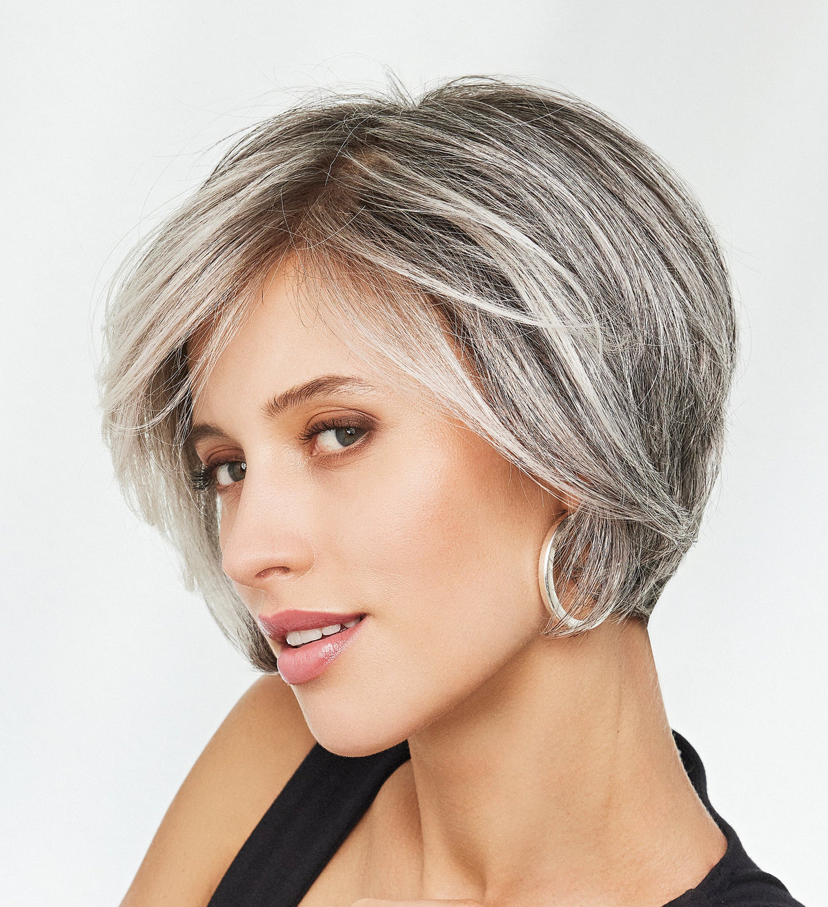 Perruque femme mi-longue Duo Catwalk Mono Lace Gisela Mayer en cheveux semi-naturels, pour alopécie et chimiothérapie