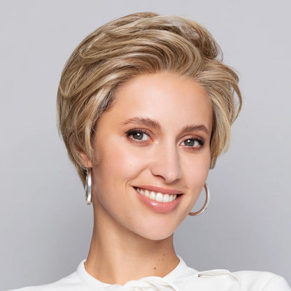 Perruque Nature French Lace Gisela Mayer wigs, courte, volumineuse, frange invisible, style moderne et naturel