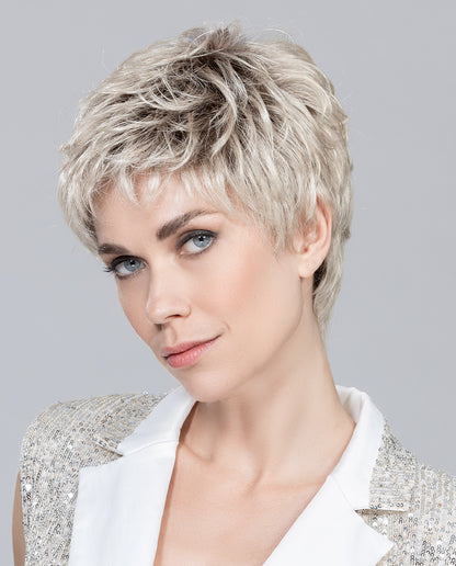Perruque femme courte Foxy Mono Ellen Wille en fibre synthétique, coloris Pearl Blonde Rooted