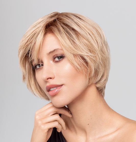 Perruque femme courte HH Remy Liza Gisela Mayer en cheveux naturels, coloris Ash Blond Rooted