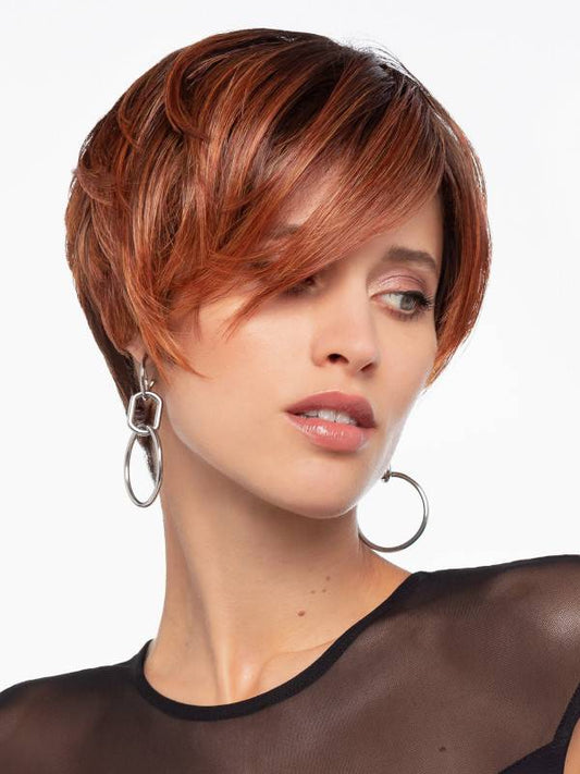 Perruque femme courte Hi Clic Gisela Mayer en fibre synthétique thermorésistante, coloris Hot Flame Balayage