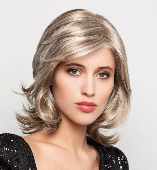Perruque Trixi Lace Part Gisela Mayer mi-longue, coupe effilée et élégante, look naturel et féminin