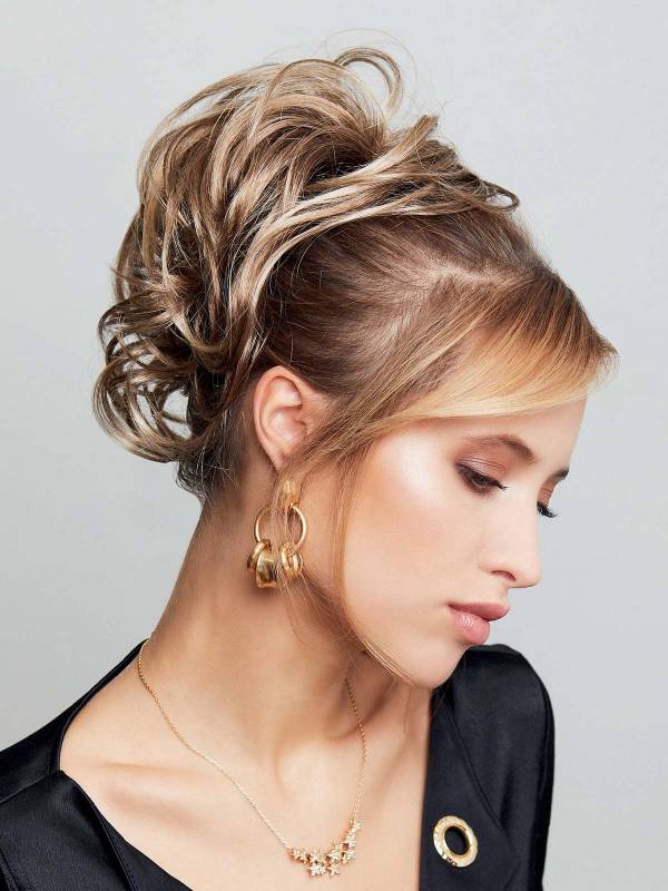 Rajout Light Tonic Gisela Mayer : petite pièce à clipser pour du volume et un style élégant, parfait au quotidien ou pour une soirée.
