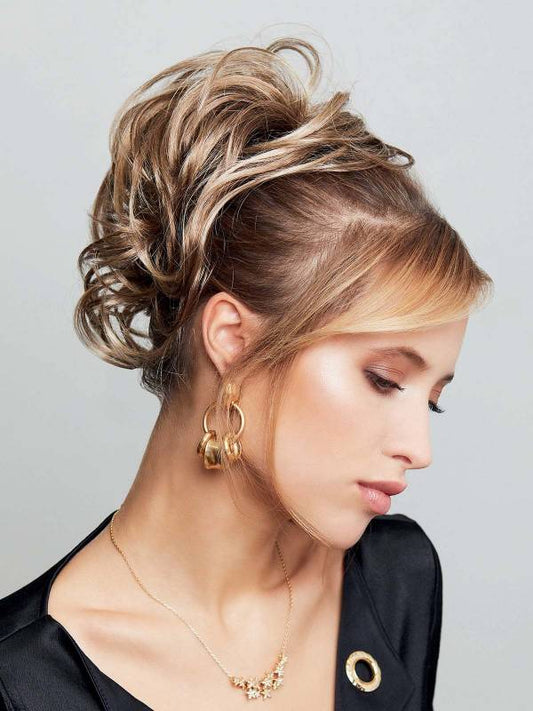 Rajout Light Tonic Gisela Mayer : petite pièce à clipser pour du volume et un style élégant, parfait au quotidien ou pour une soirée.
