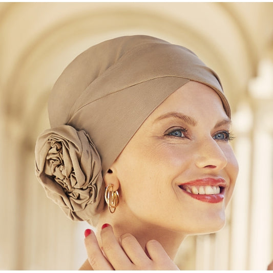 Turban chimio Zuri Christine Headwear, coloris Praline, pour chimiothérapie et alopécie