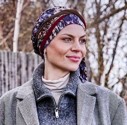 Bonnet chimio Béatrice Bambou de Christine Headwear, doux et respirant, allie confort optimal et style modulable au quotidien.

